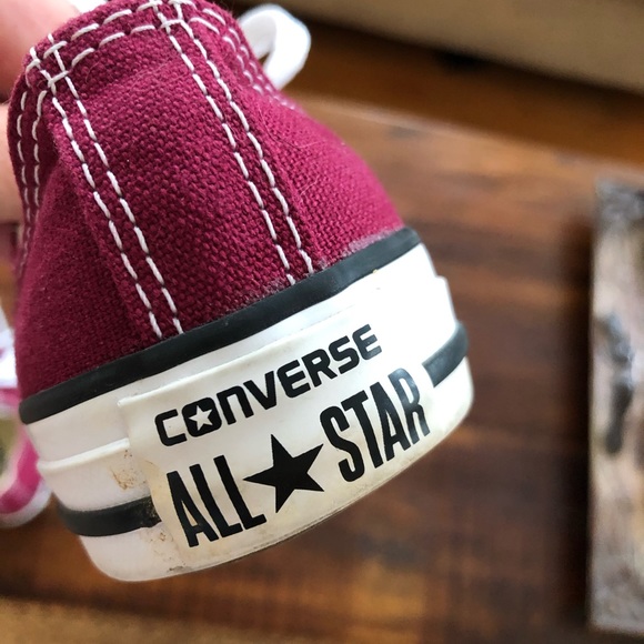converse burgundy sneakers
